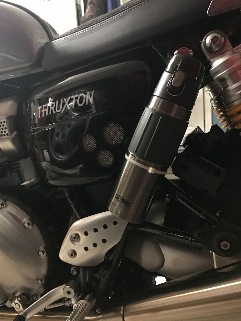 triumph thruxton r accessories